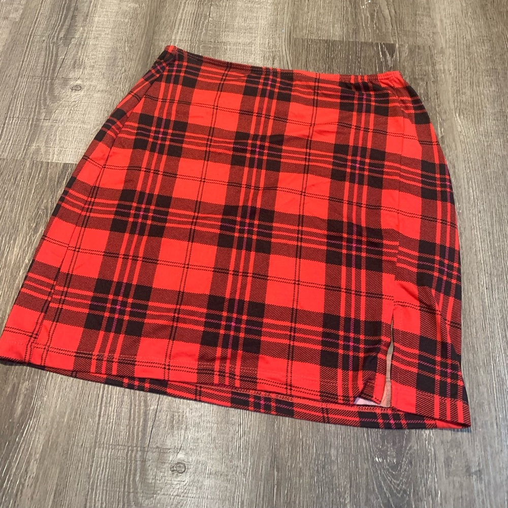 Rue21 Soft plaid skirt